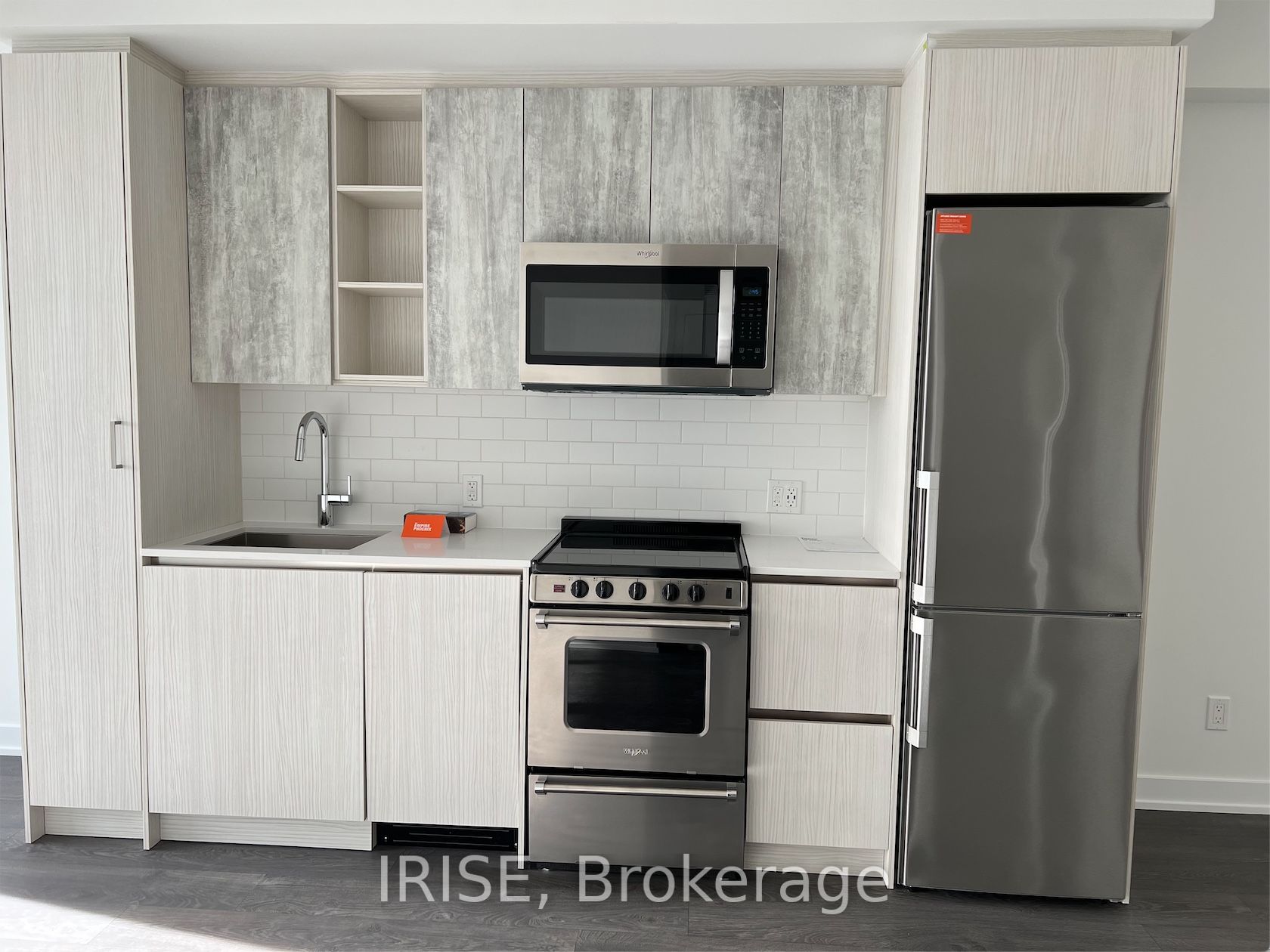 251 Manitoba St, #1805