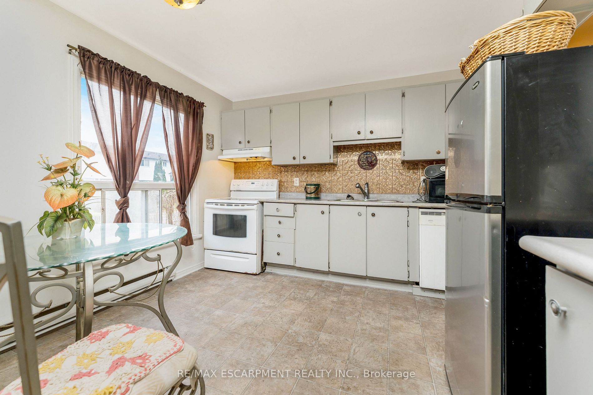 106 Kingham Road, #11