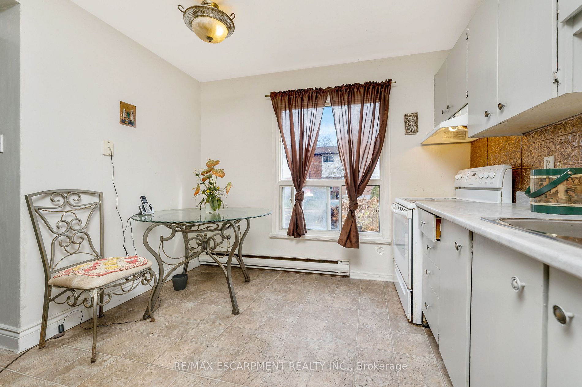 106 Kingham Road, #11