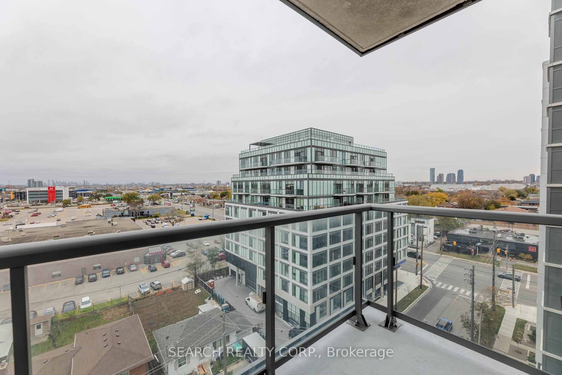 15 Zorra Street, #809