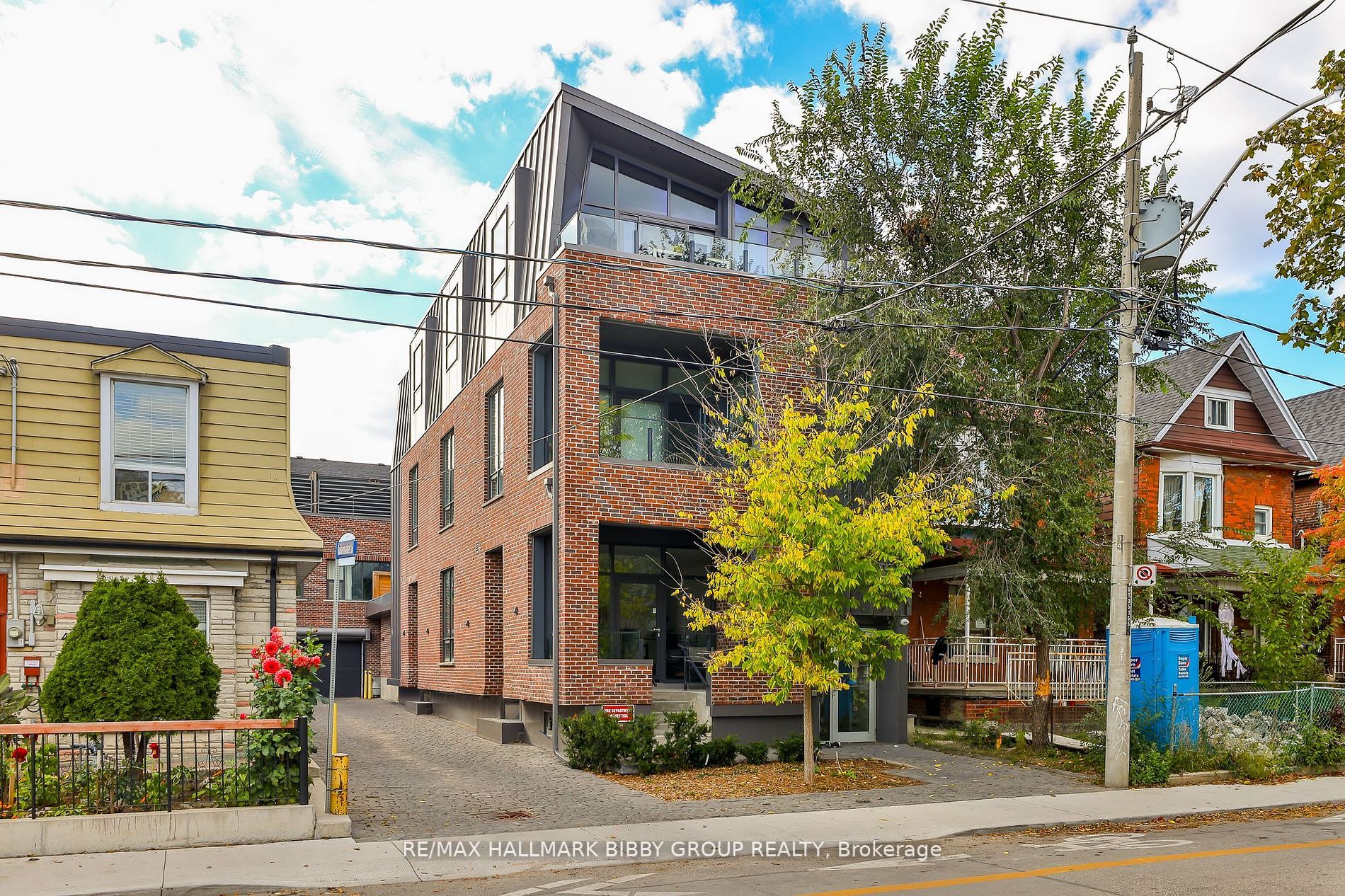 50 Bartlett Ave, #Th11