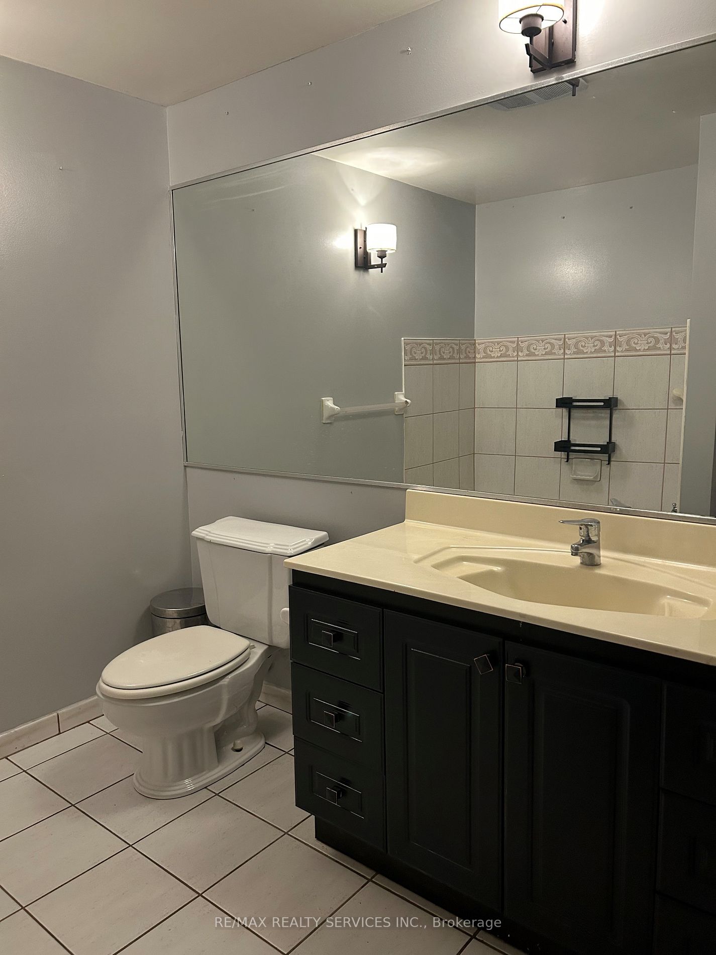 3 Brookdale Cres