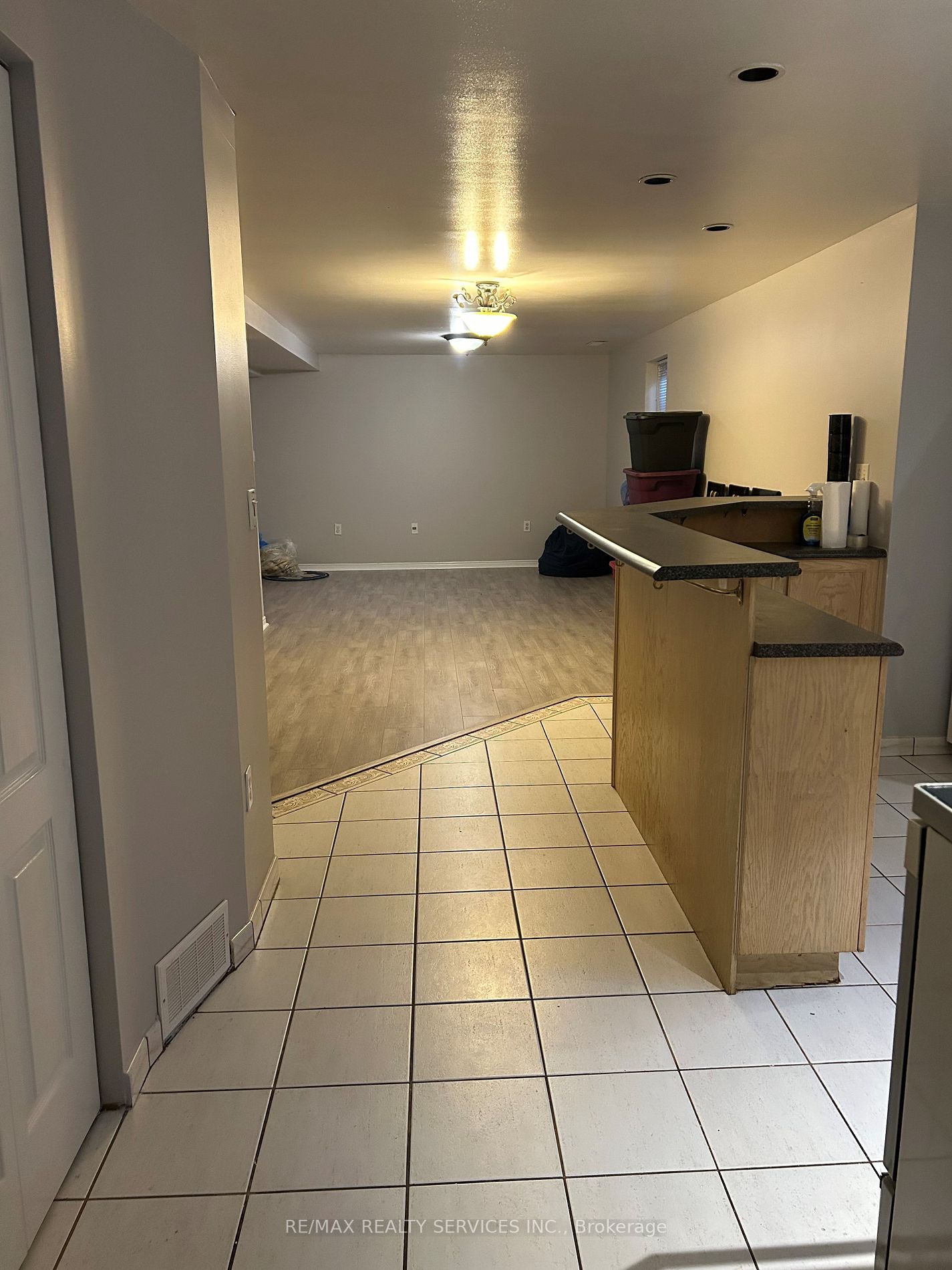 3 Brookdale Cres