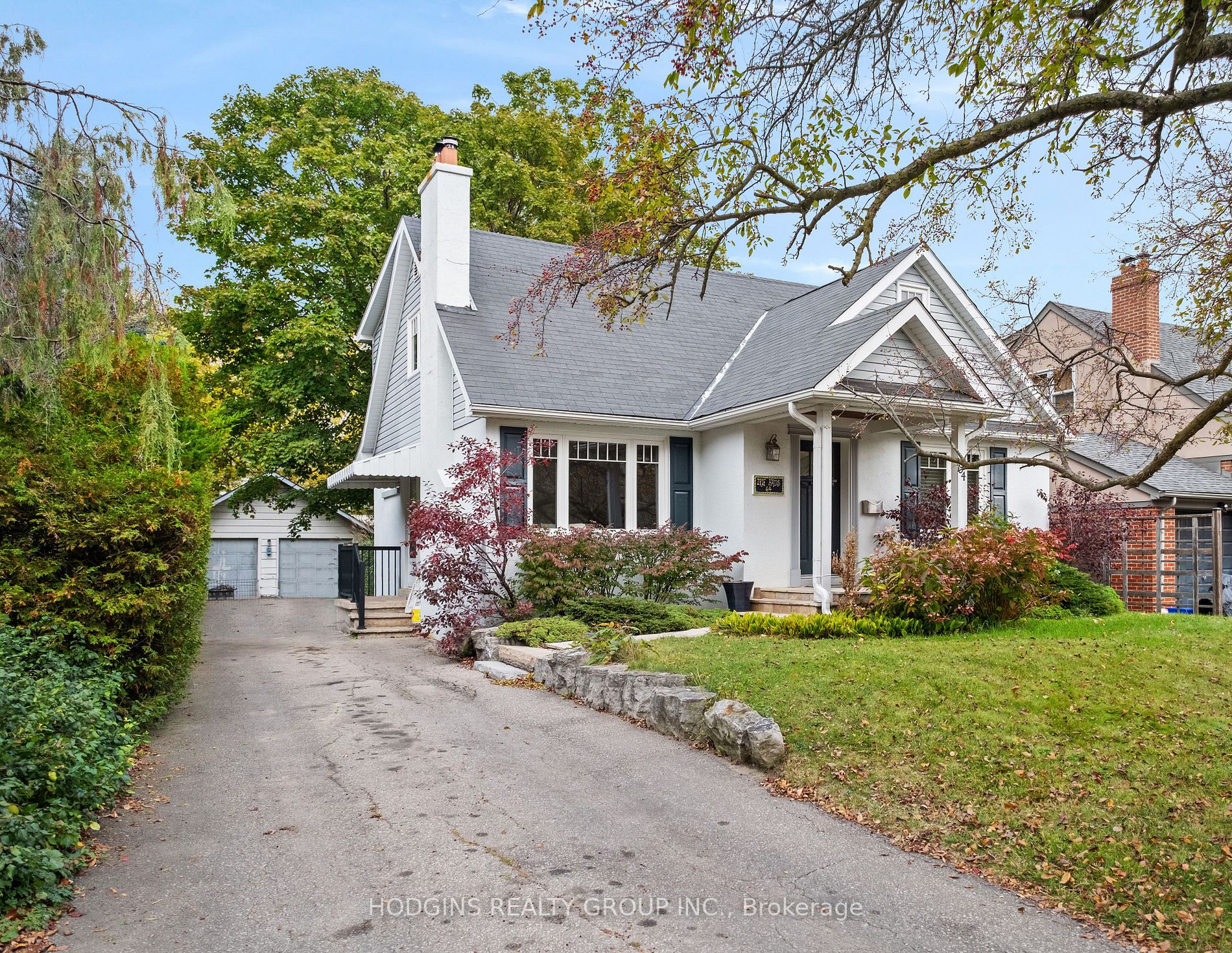 64 Wanita Rd