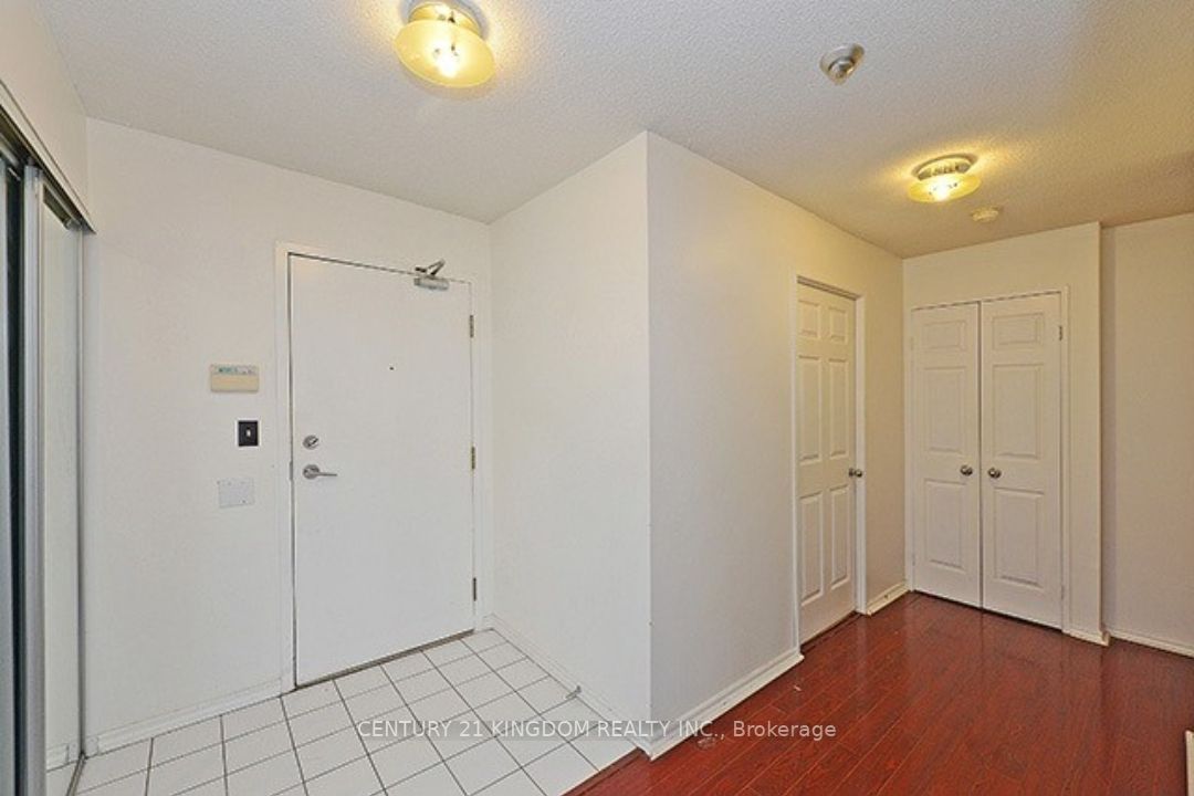 335 Webb Dr, #909