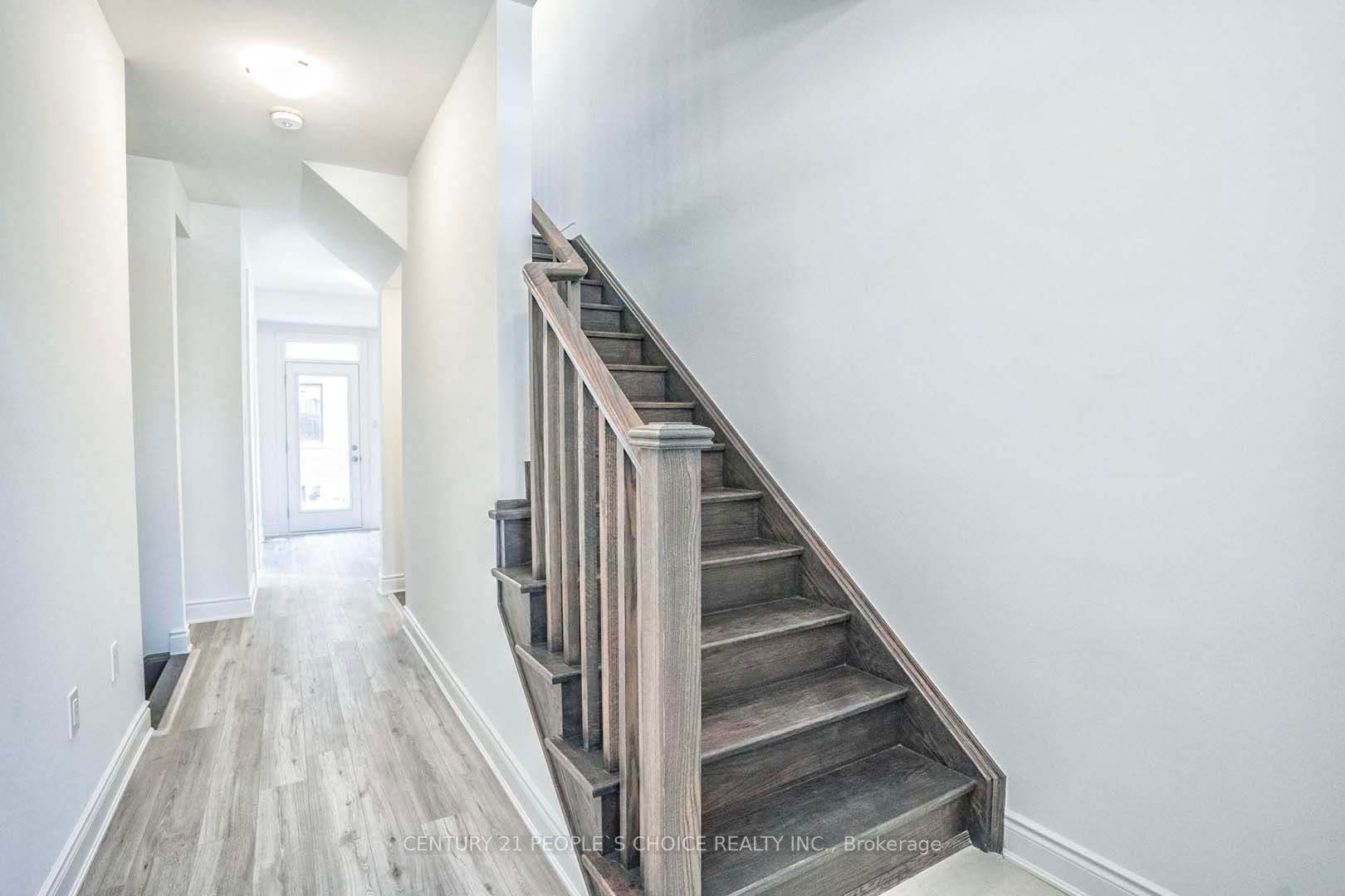 5184 Viola Desmond Dr