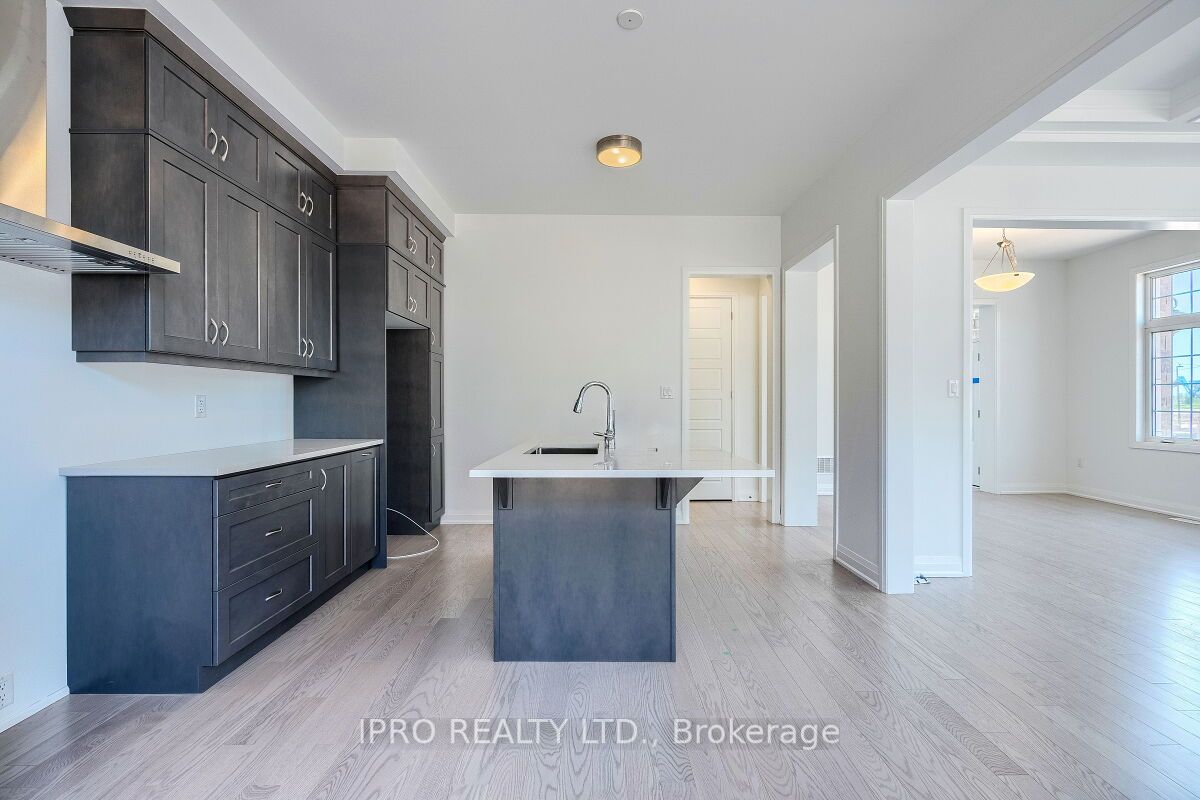 3105 Travertine Dr