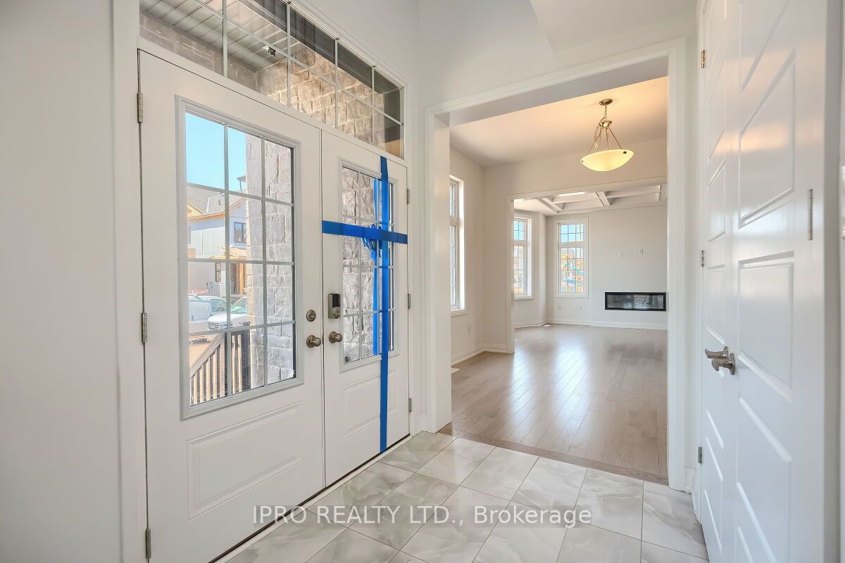 3105 Travertine Dr