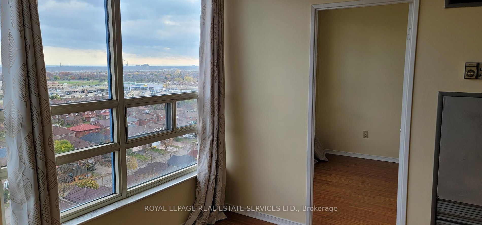 250 Webb Dr, #1415