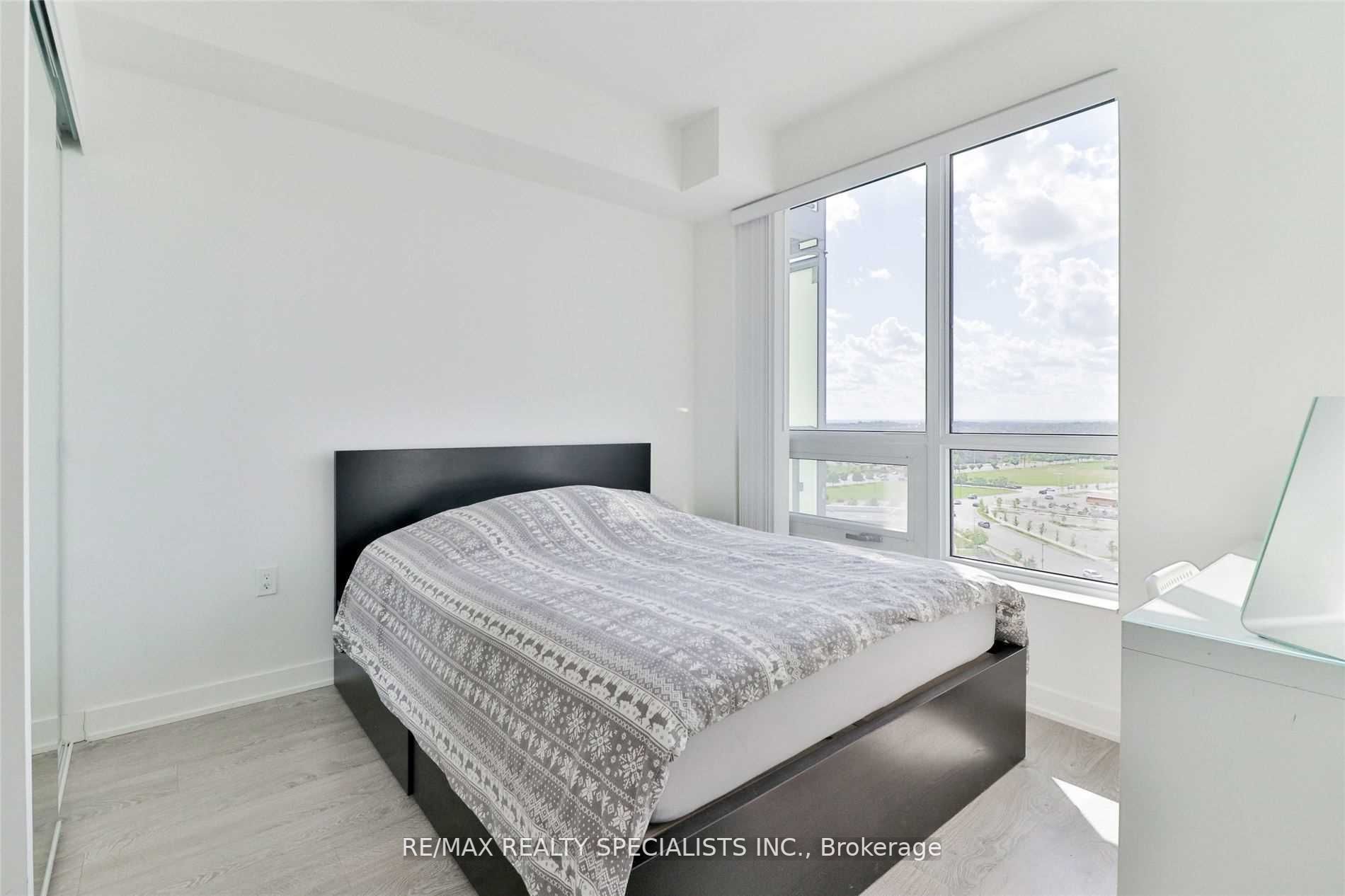 4677 Glen Erin Dr, #1110