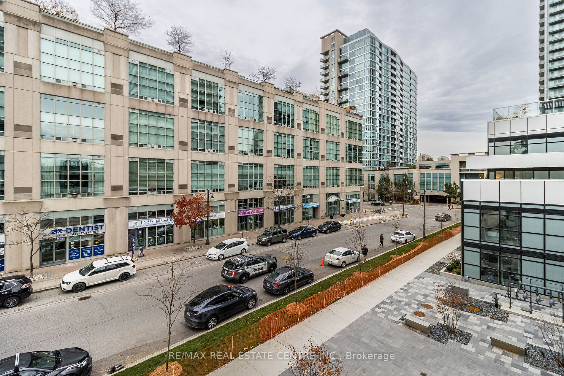 251 Manitoba St, #334