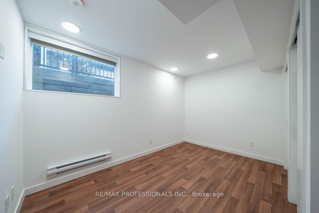 77 Thirty Fifth St