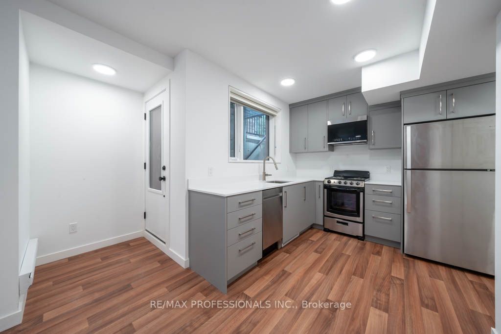 77 Thirty Fifth St