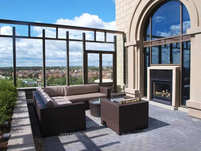 385 Prince Of Wales Dr, #1312