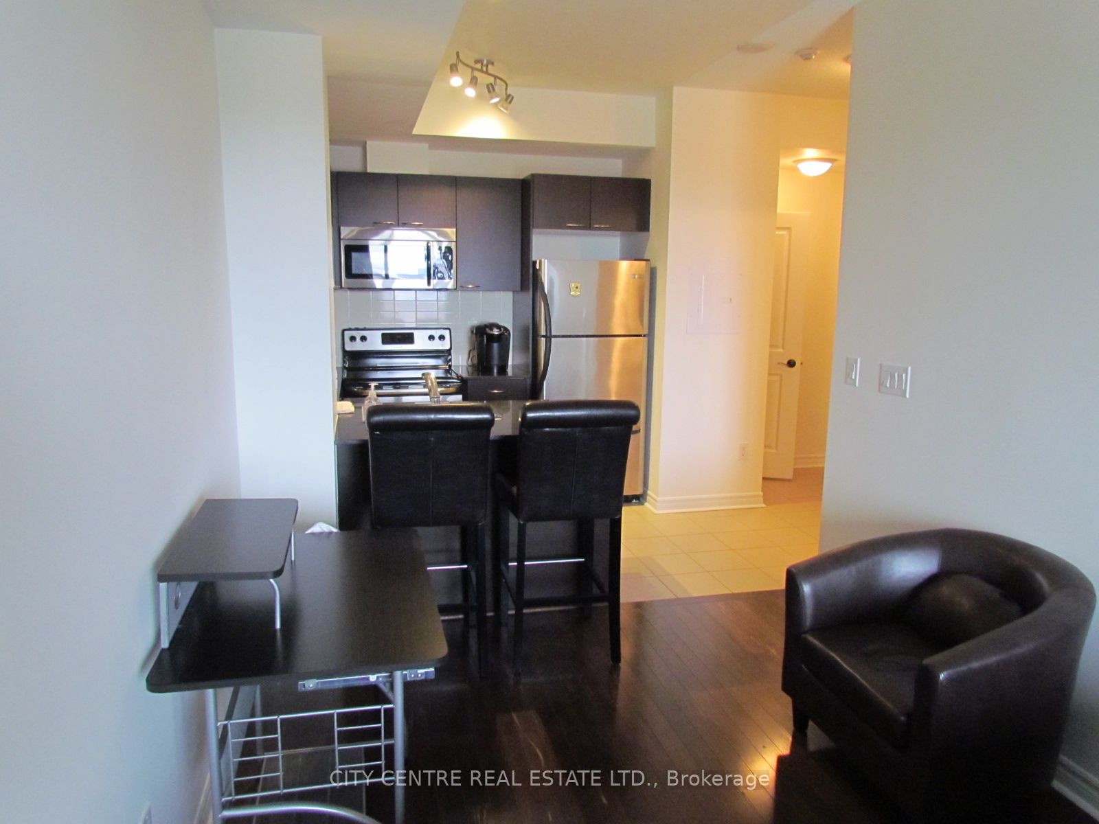 385 Prince Of Wales Dr, #1312