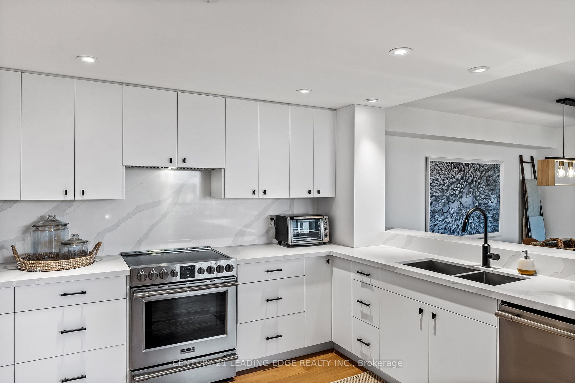 1230 Marlborough Crt, #601