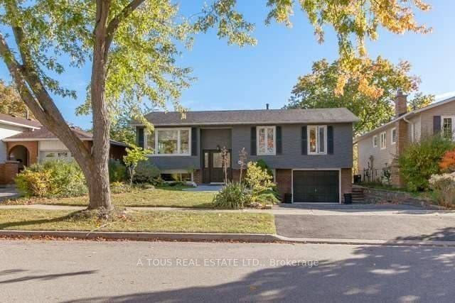 3134 Michael Cres