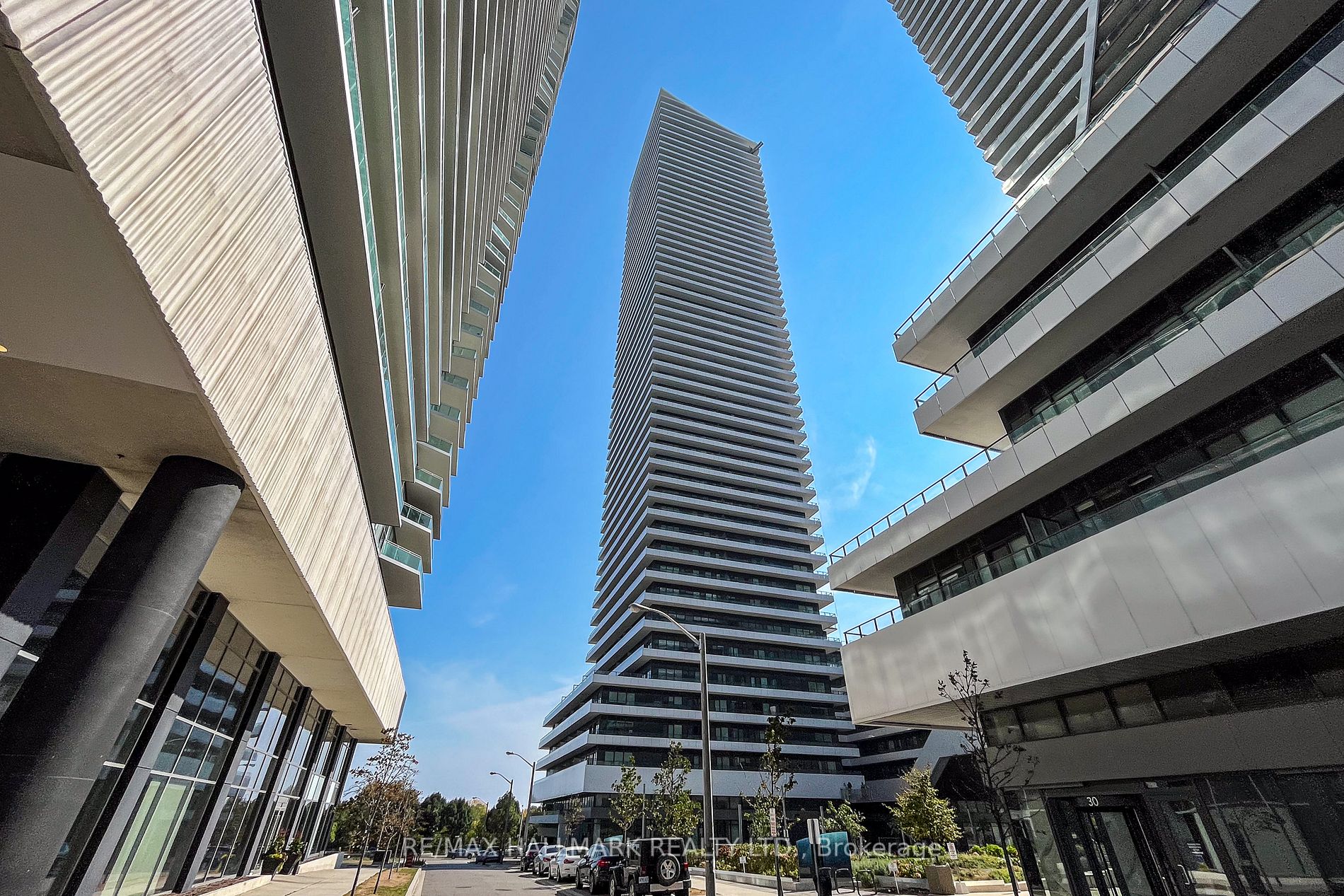 20 Shore Breeze Dr, #1401