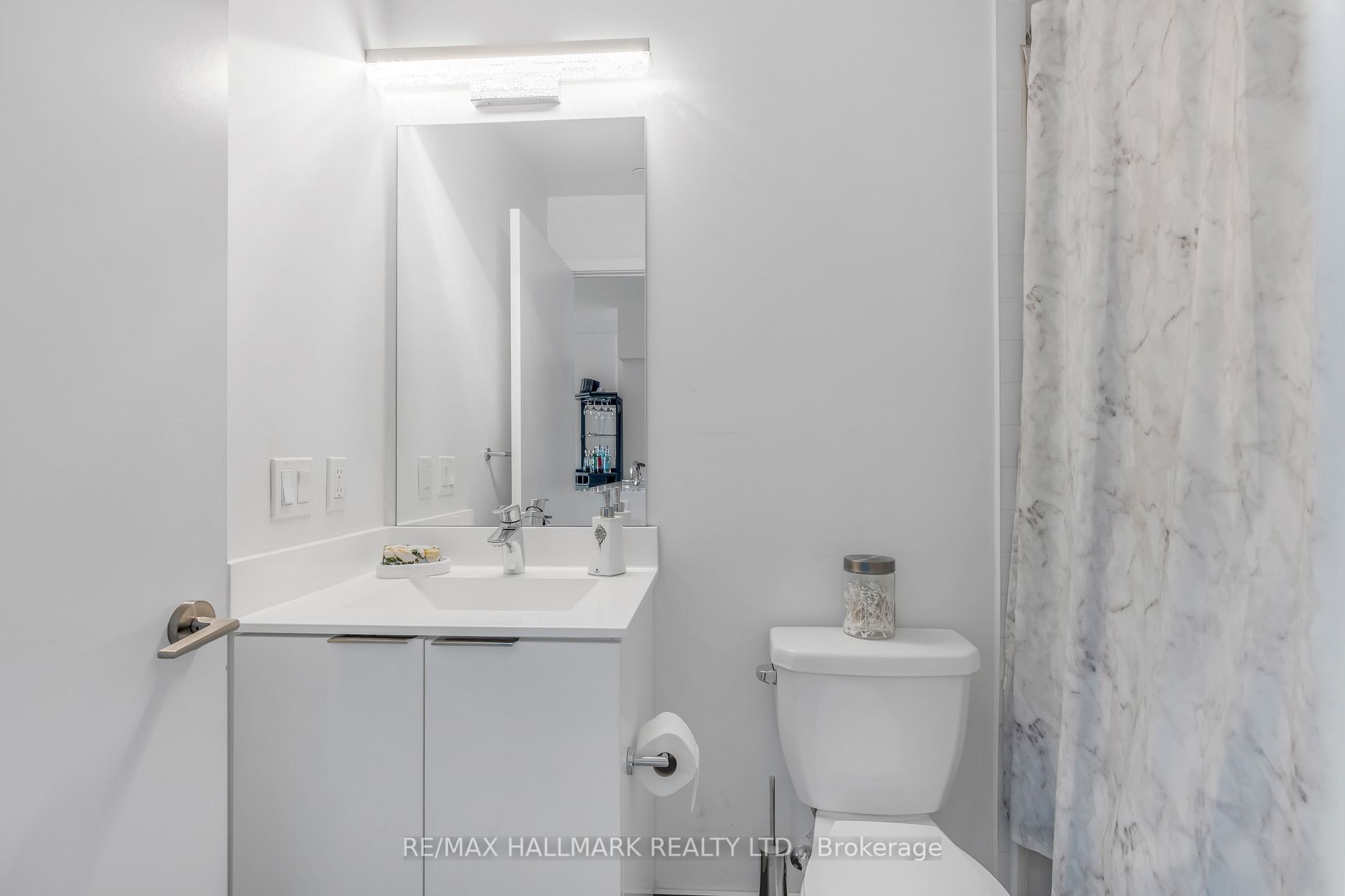 20 Shore Breeze Dr, #1401