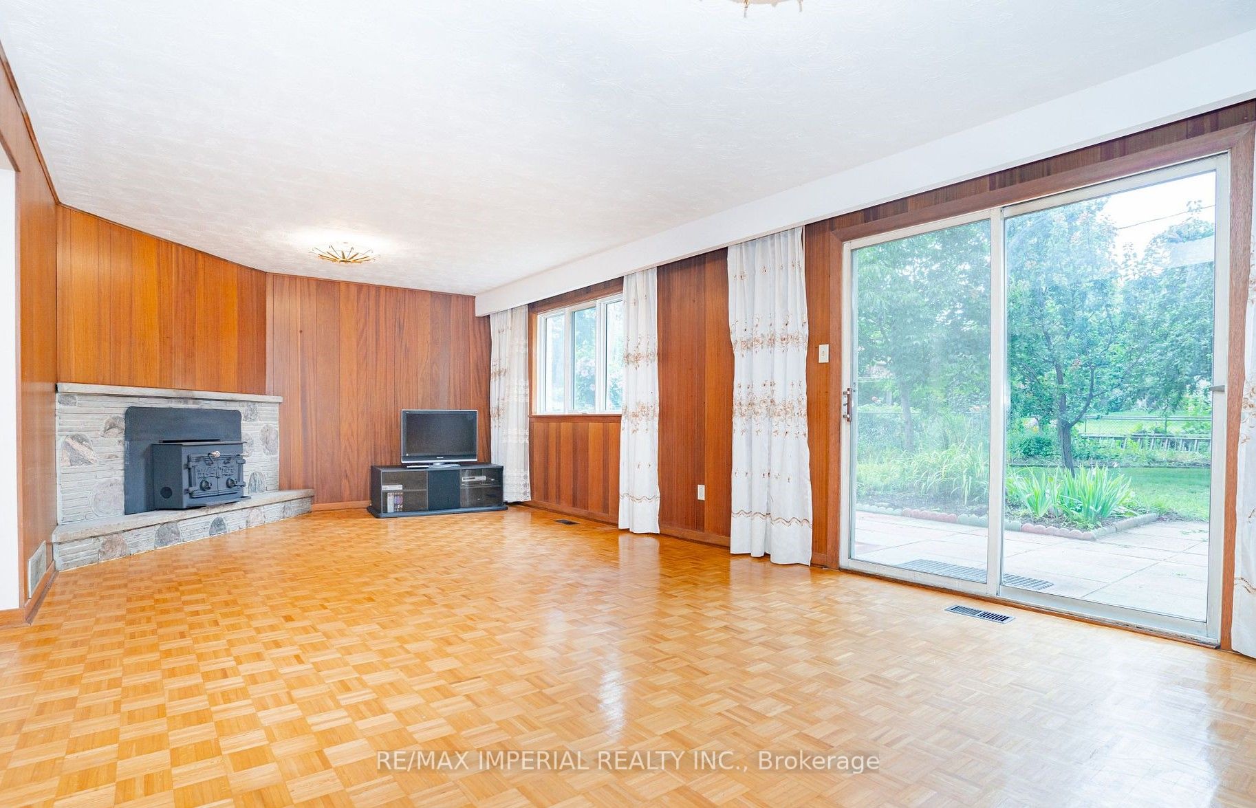 2143 Linby St, #Lower