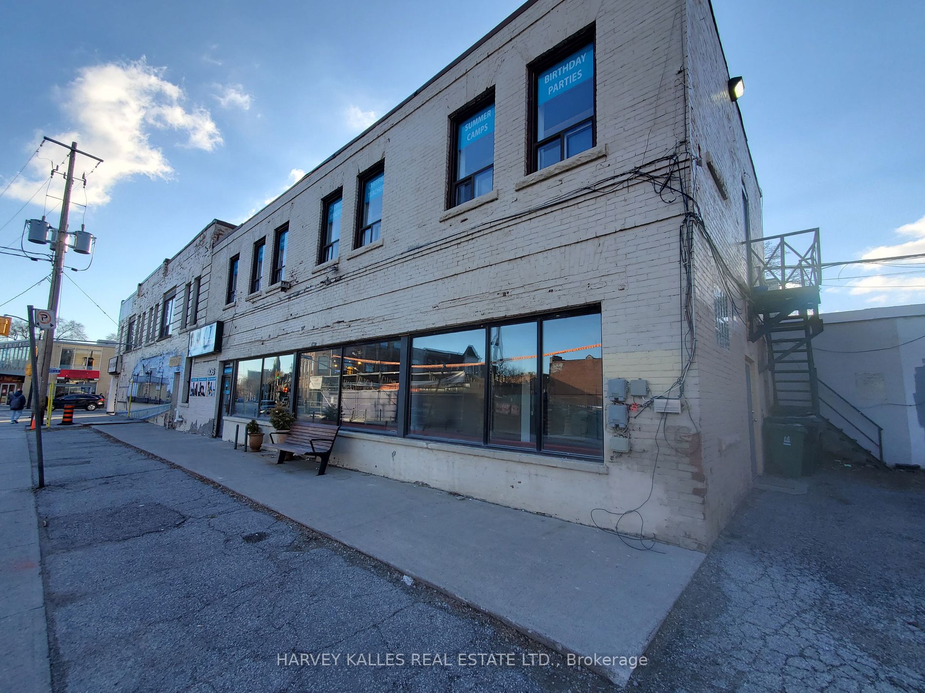 406 Pacific Ave, #Main Fl