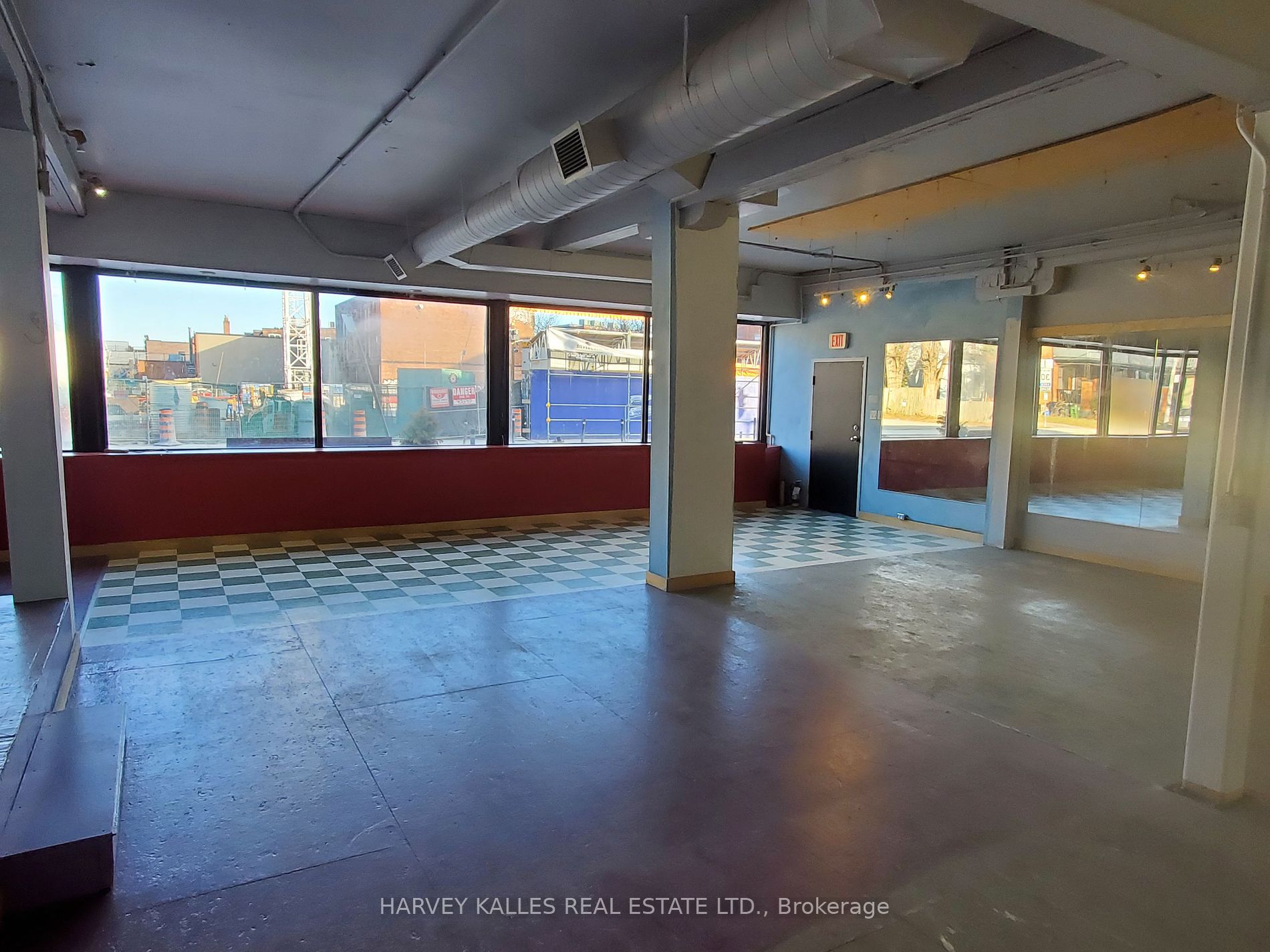 406 Pacific Ave, #Main Fl