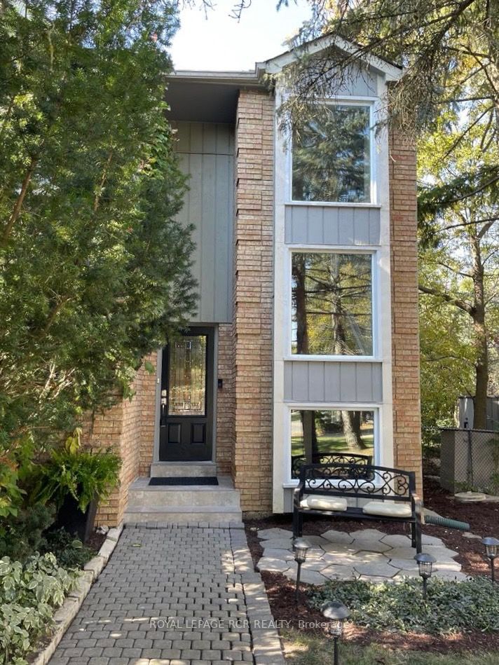 336 Dingle Crt