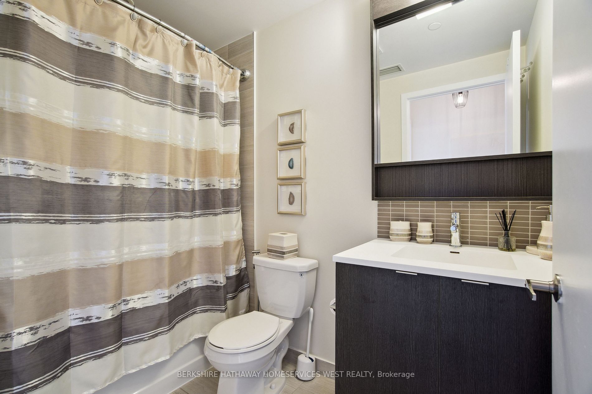 2560 Eglinton Avenue W, #507