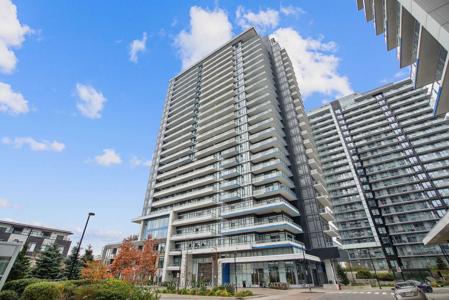2560 Eglinton Avenue W, #507