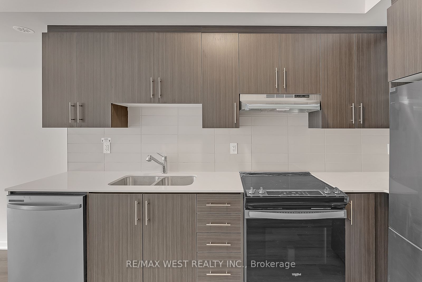 5 William Jackson Way, #58