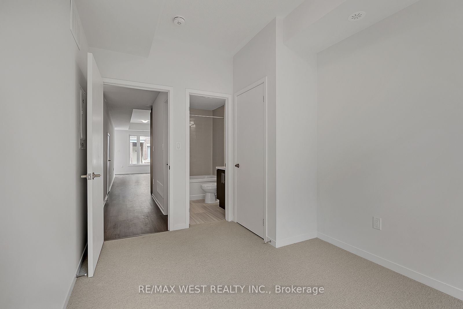 5 William Jackson Way, #58