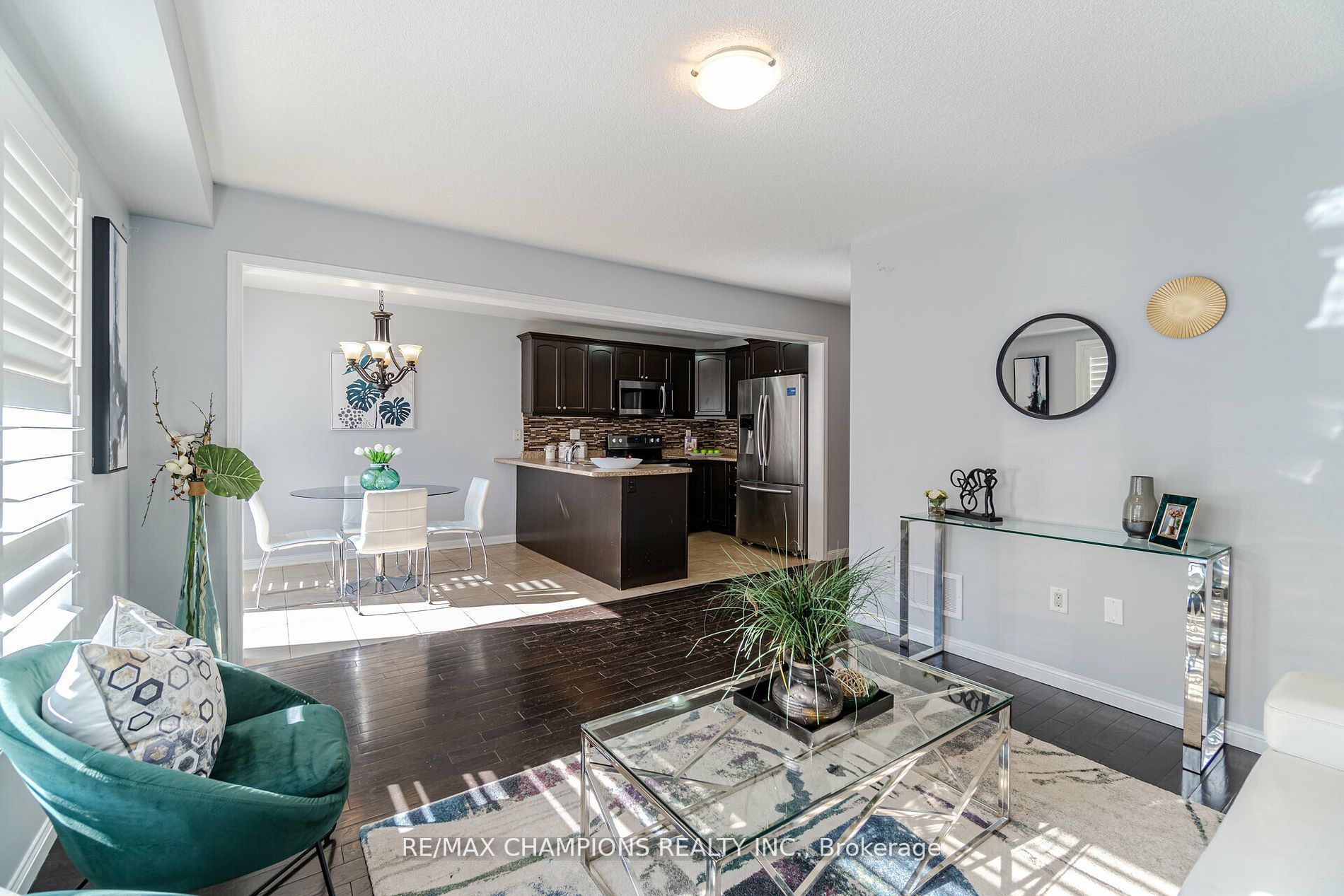 24 Arkwright Dr
