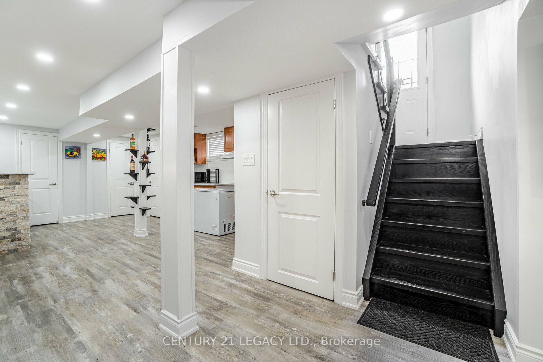 9 Mallard Cres