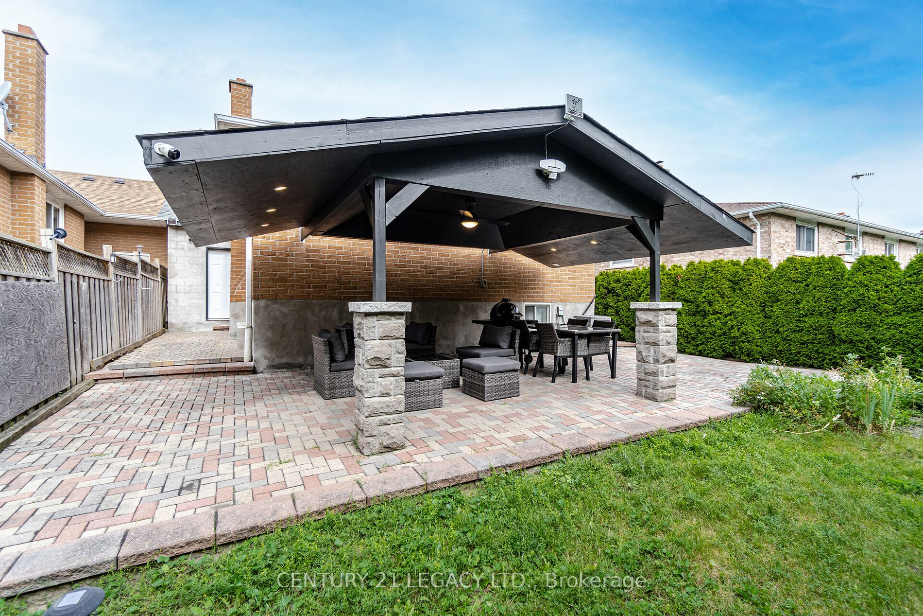 9 Mallard Cres