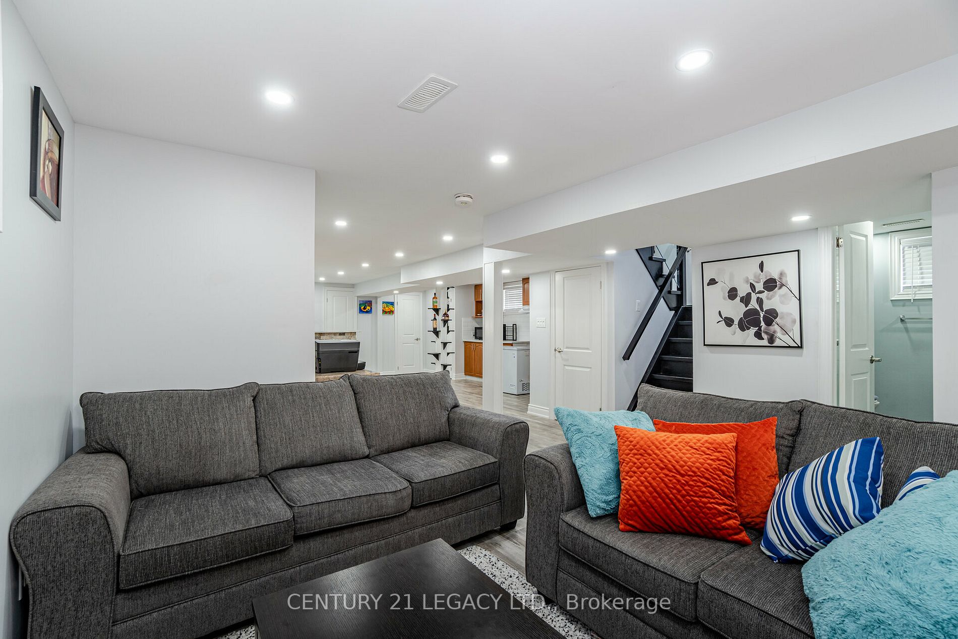 9 Mallard Cres