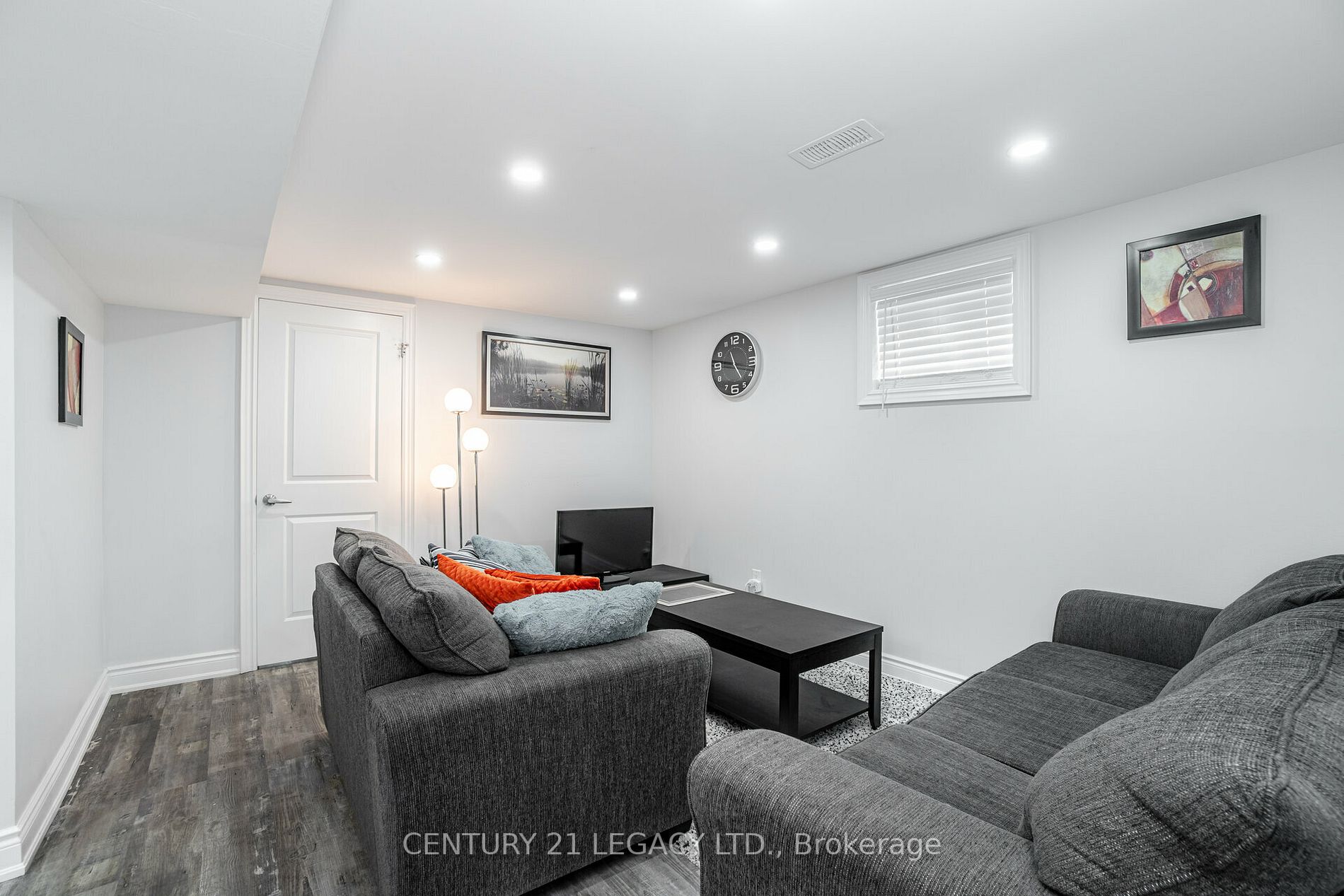 9 Mallard Cres