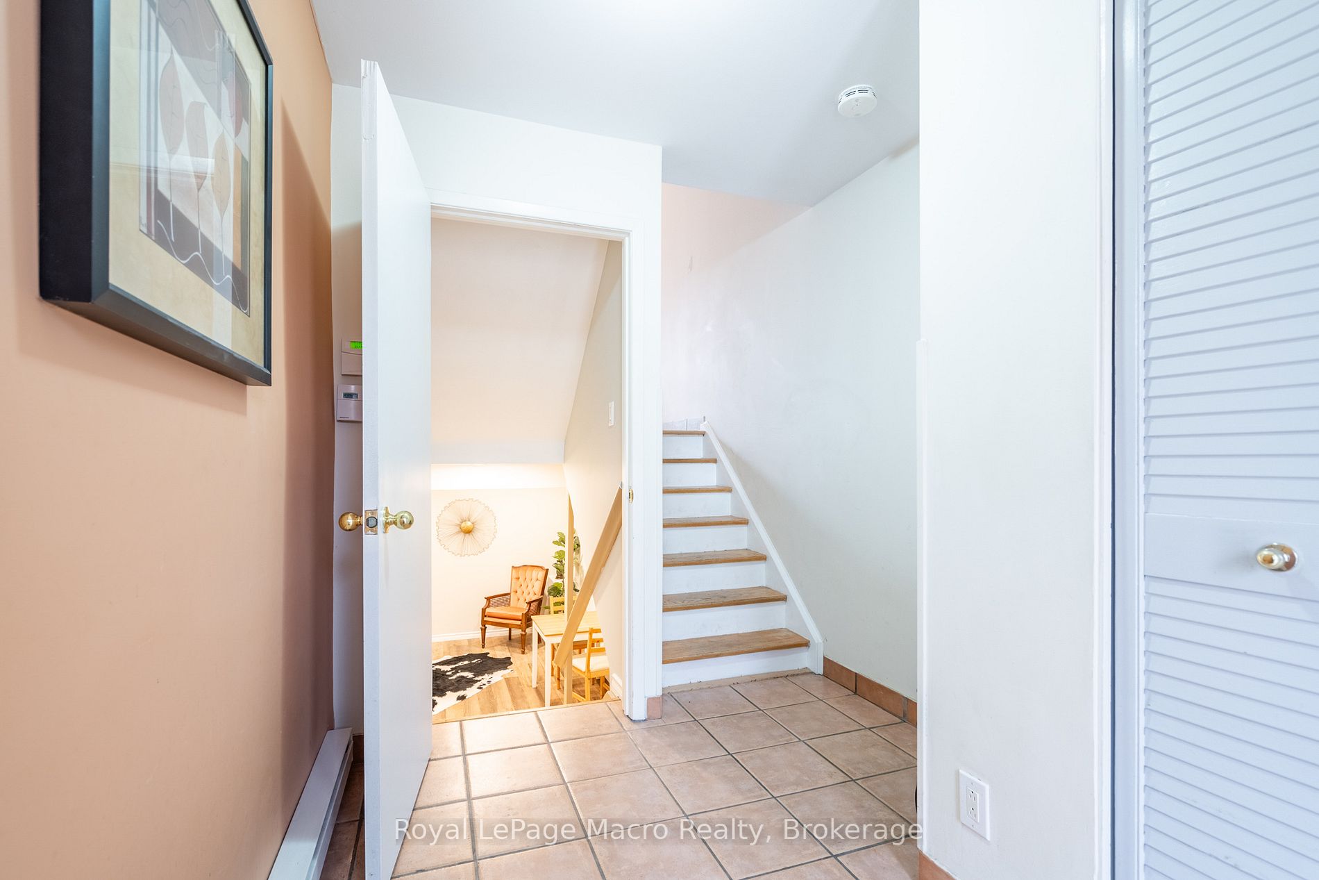 1270 Gainsborough Dr, #56
