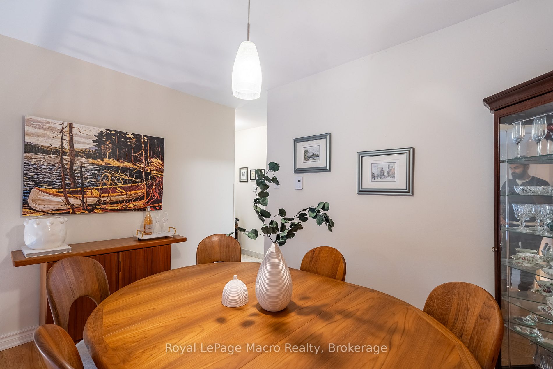 1270 Gainsborough Dr, #56