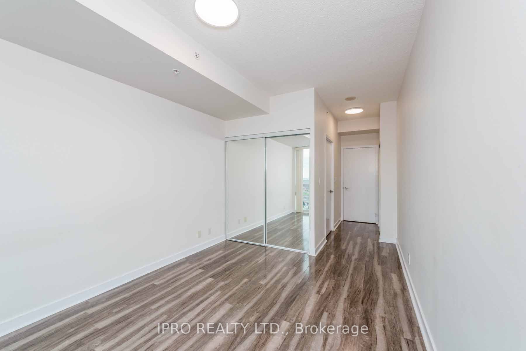 3985 Grand Park Dr, #1408