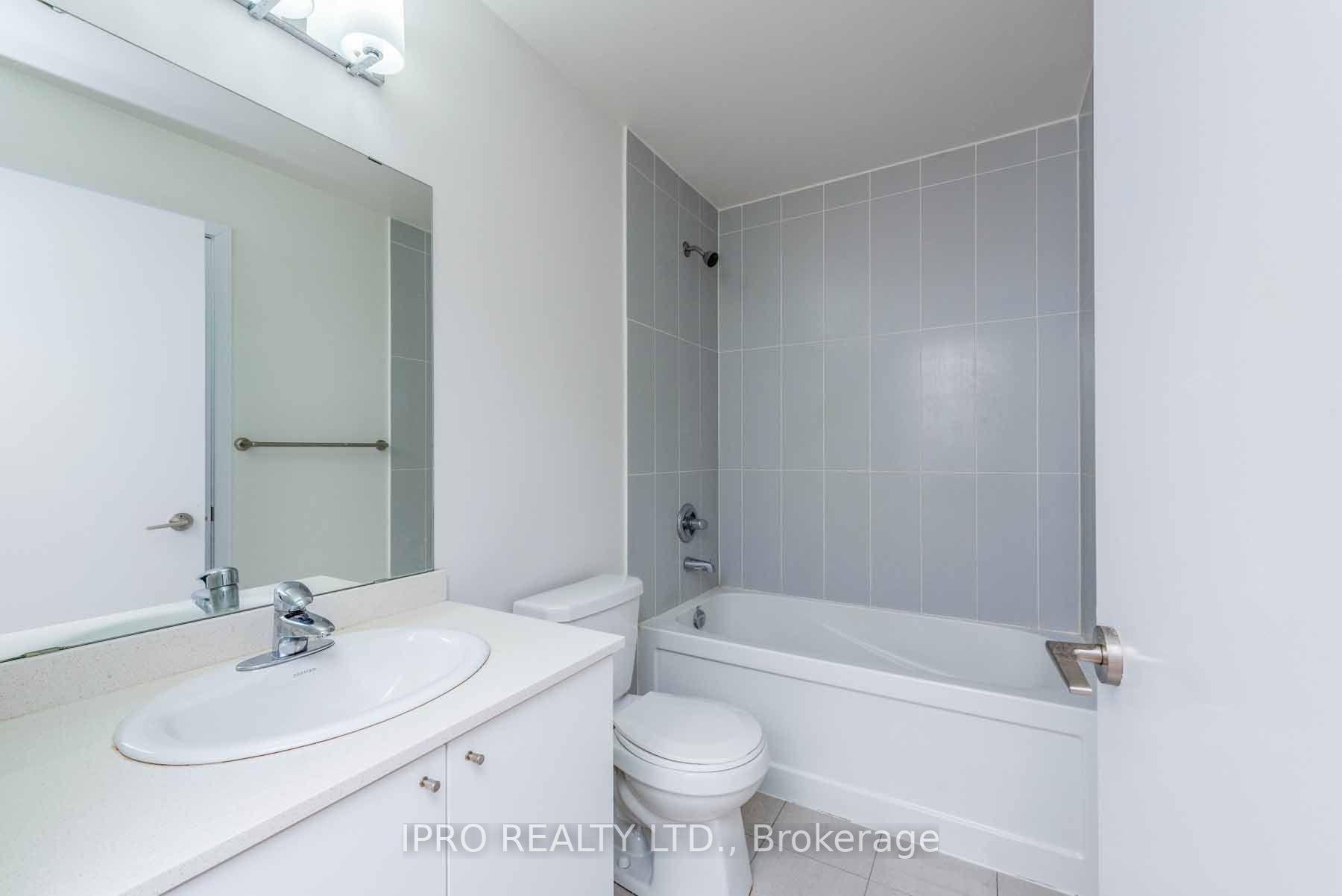3985 Grand Park Dr, #1408