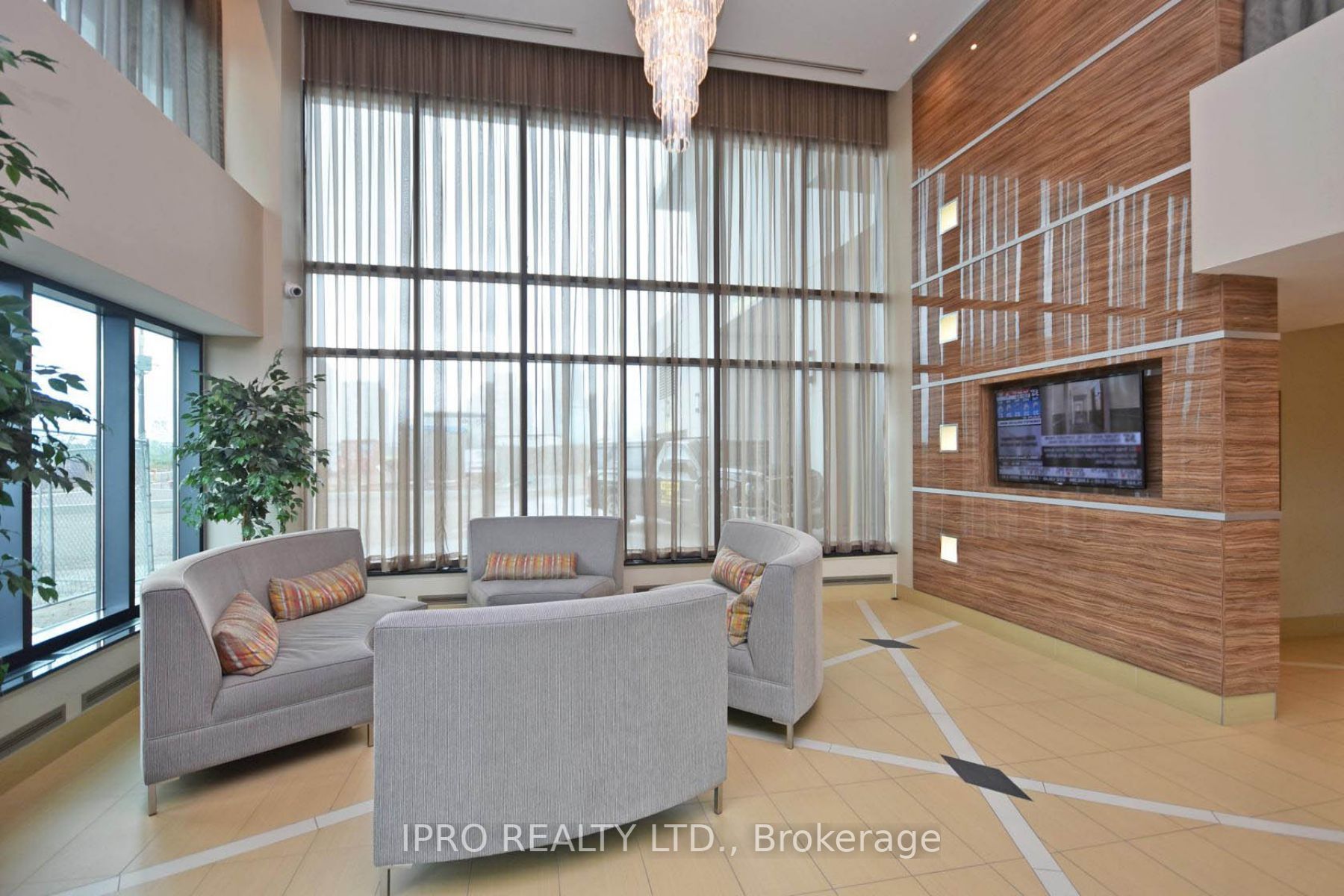 3985 Grand Park Dr, #1408