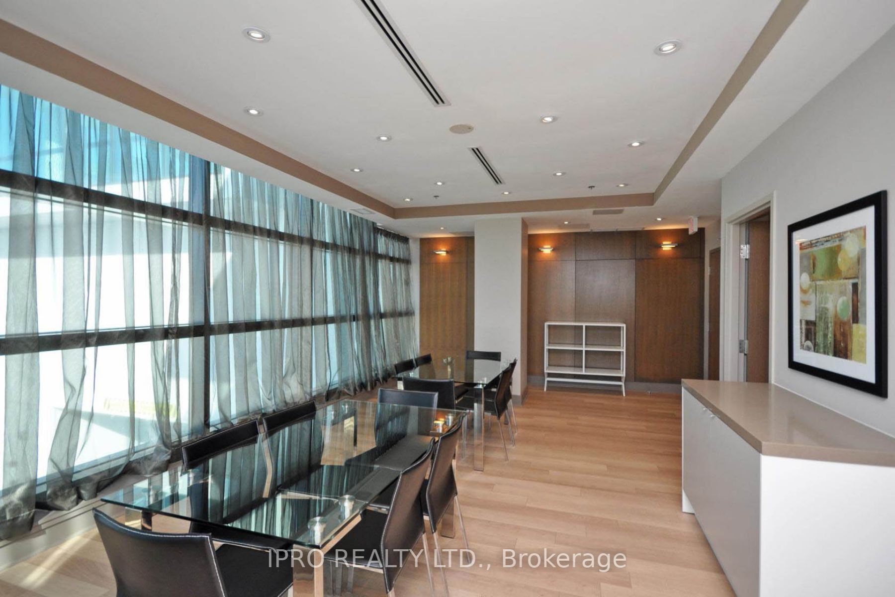 3985 Grand Park Dr, #1408