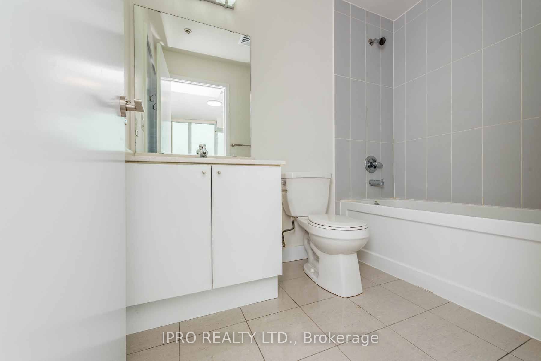 3985 Grand Park Dr, #1408