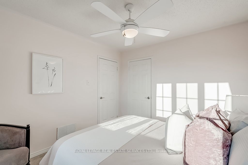 569 Eliza Crescent