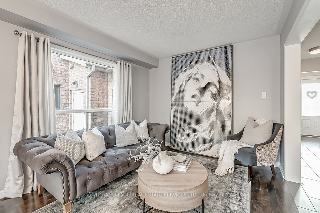 569 Eliza Crescent