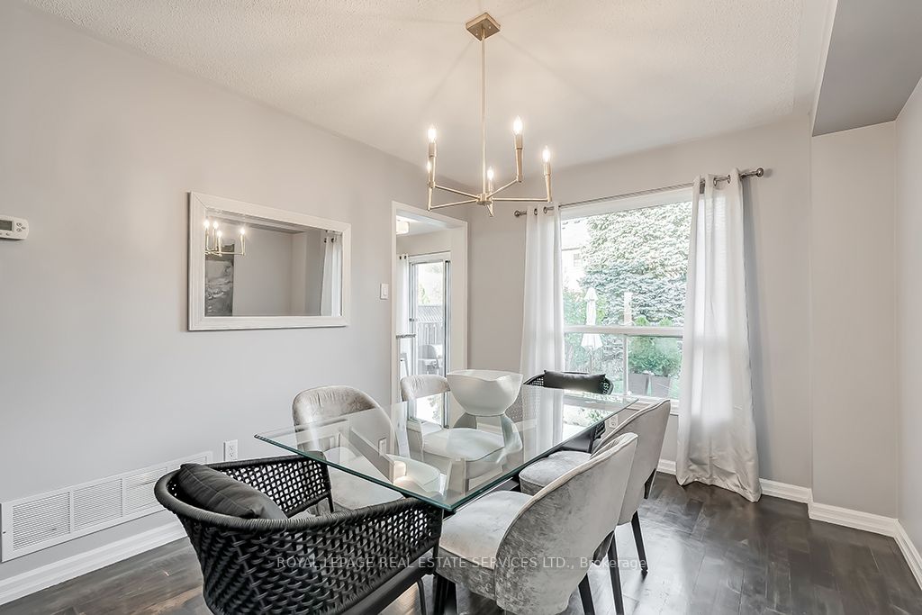 569 Eliza Crescent