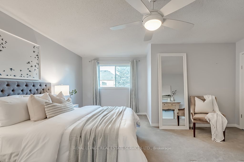 569 Eliza Crescent