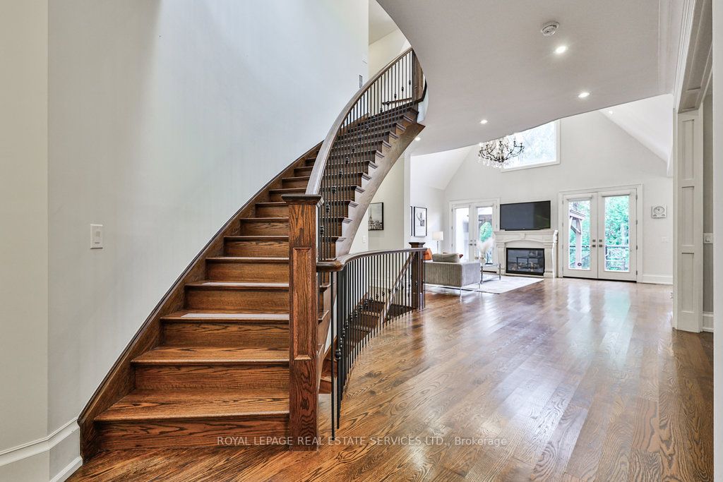 332 Sawyer Rd