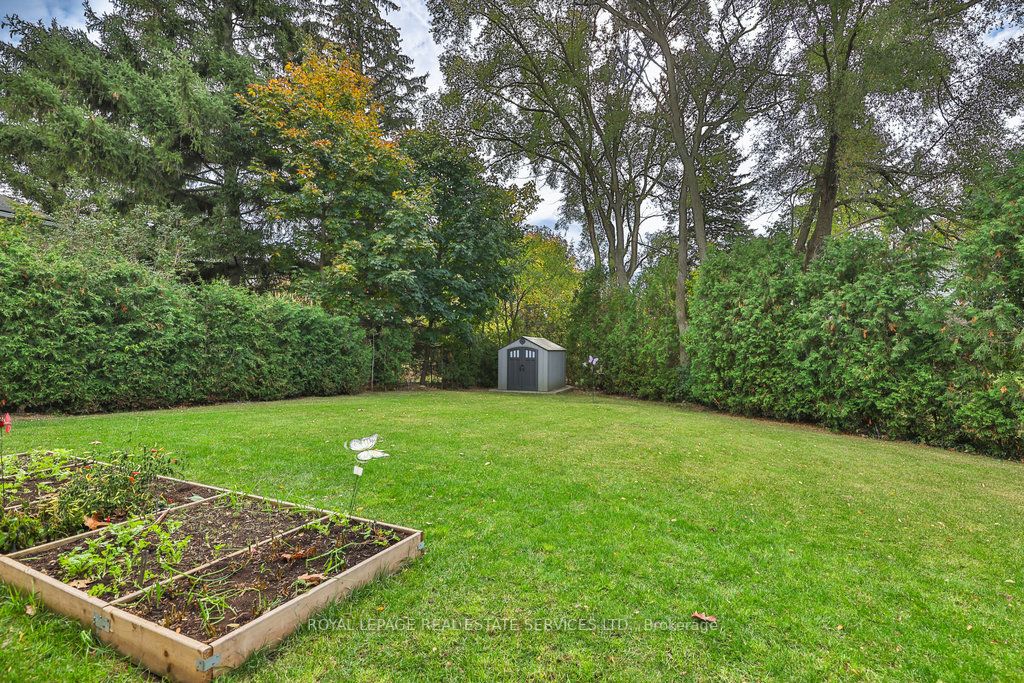332 Sawyer Rd