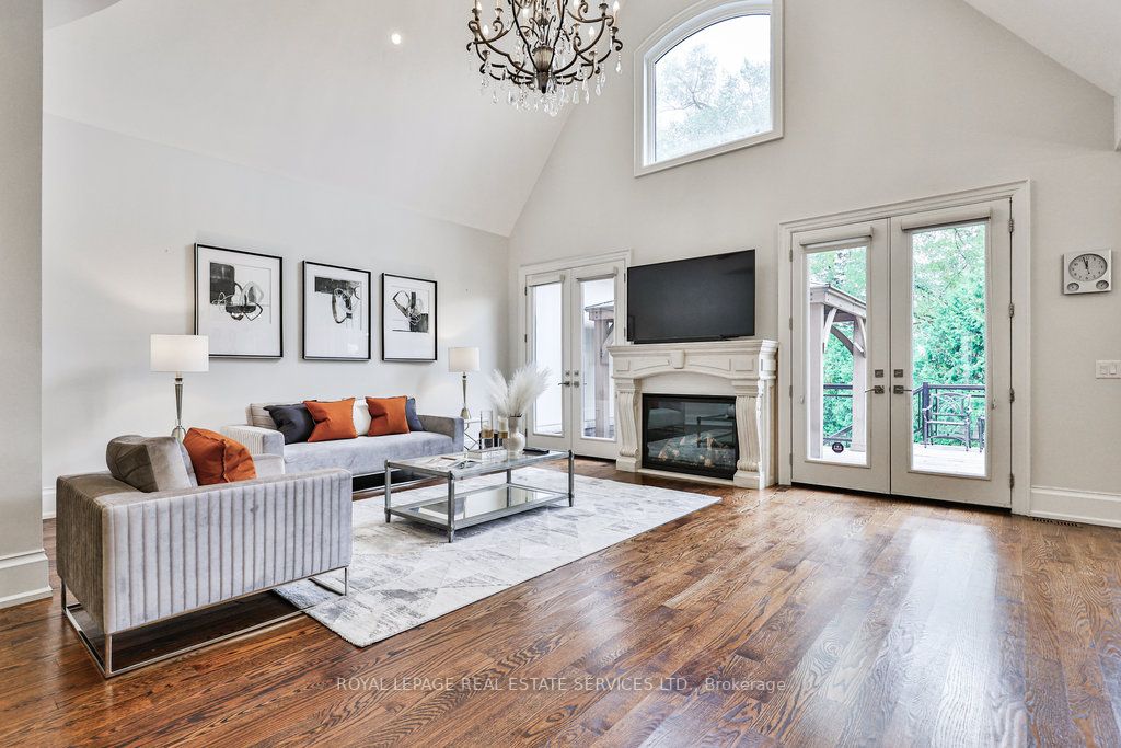 332 Sawyer Rd